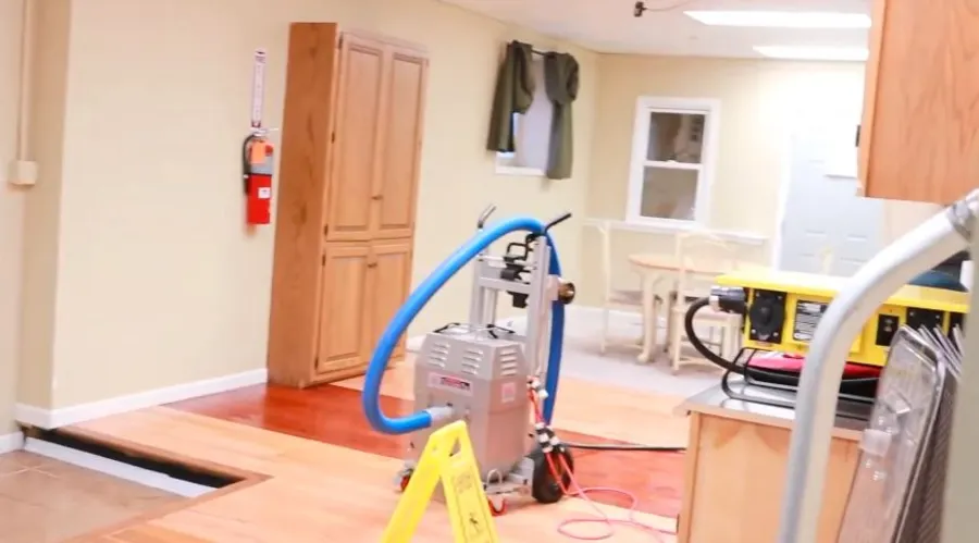 Professional drying equipment used for water damage restoration in Mesquite, TX